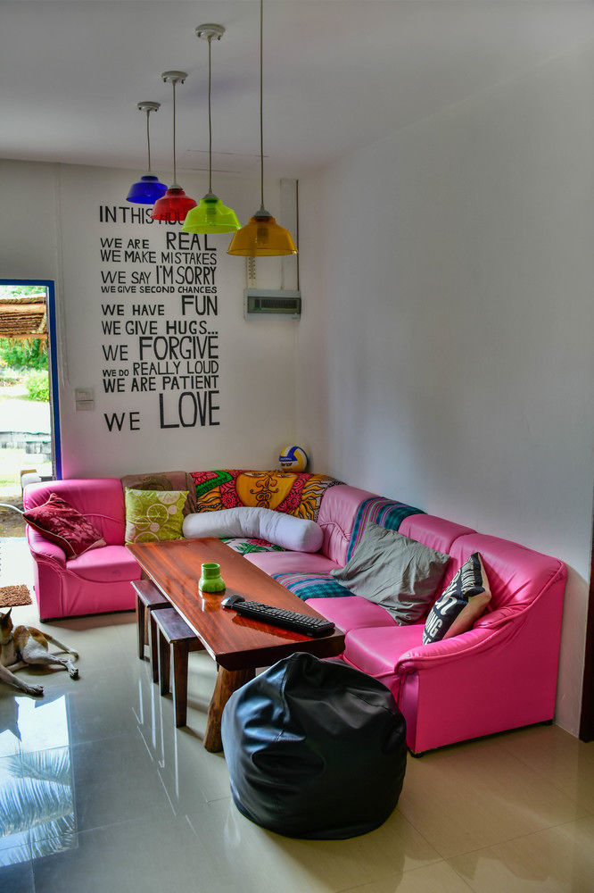 Love Station Hostel Baan Tai Exterior foto